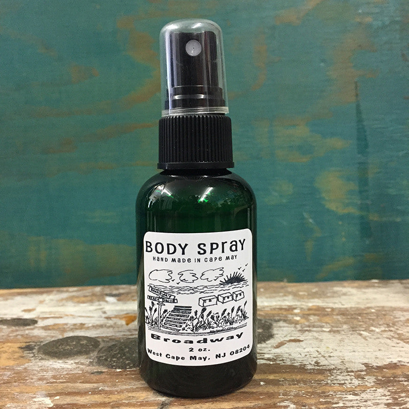 2 oz bottle of 'Broadway' body spray.