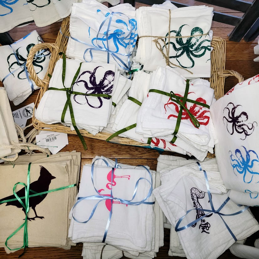 Assortment of flour sack napkins.