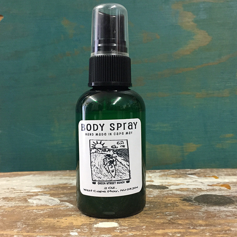 2 oz bottle of 'Queen Street' body spray.